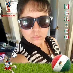 Meet your Posher, Estela r